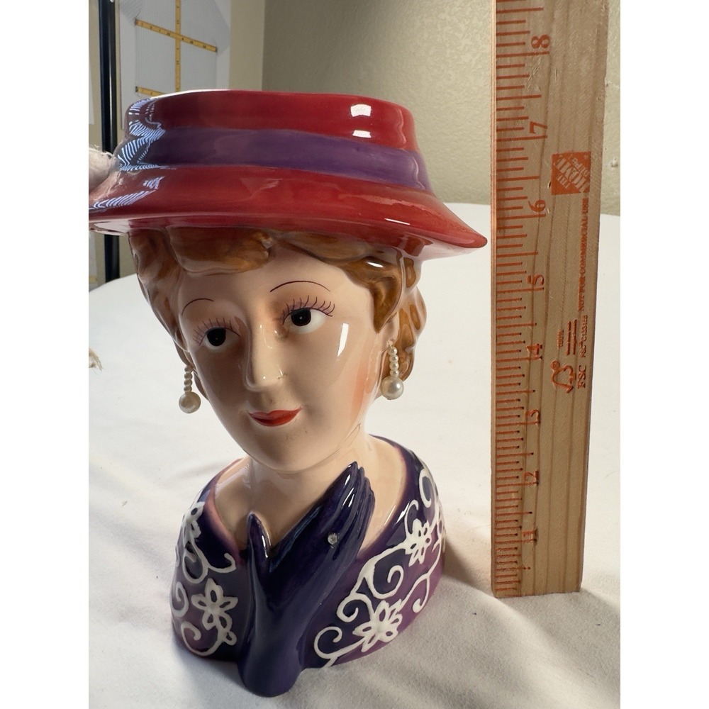 Lefton Head Vase 8 Inch Lady Porcelain Feather Hat Earrings - Picture 11 of 12
